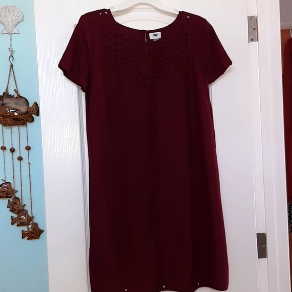 Old Navy Shift Dress with Front Cutout Pattern and a Slip size L - Picture 16 of 16